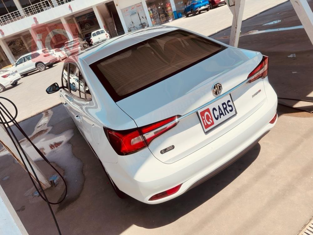MG 5